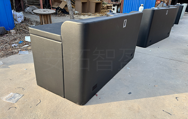 SXZ-R-01 软包审讯桌(图3)