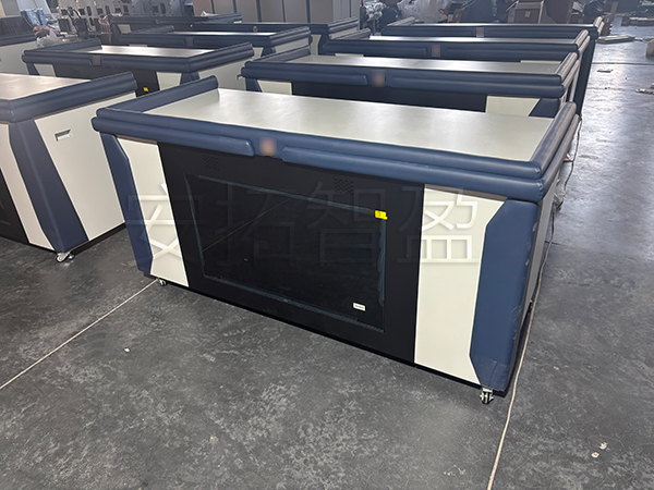 ATZY-ZNZ-53型软包钢制审讯桌(图1)