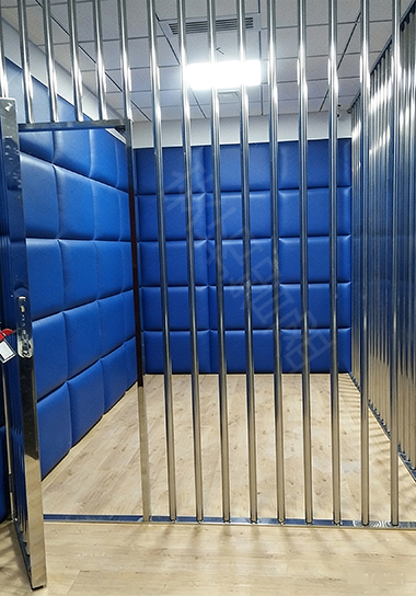 ATZY-RBQ-25型防撞软包墙(图1)