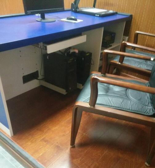 ATZY-SXZ-39型木质审讯桌(图2)