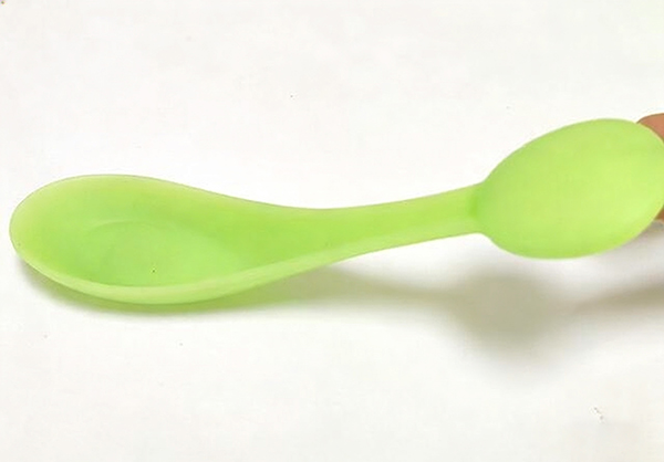 ATZY-AQCS-01型硅胶餐勺(图1)