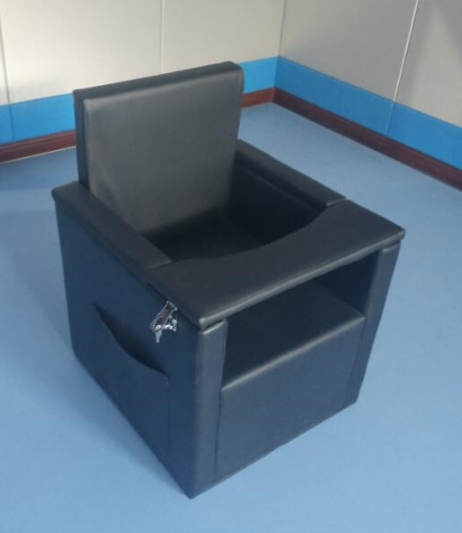 ATZY-X-R15型软包审讯椅(图1)